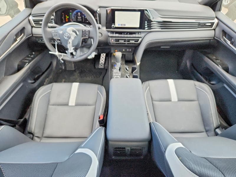2026 TOYOTA CAMRY LE LE 8
