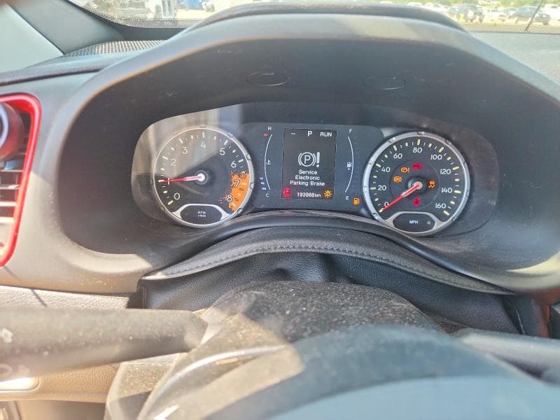 2018 JEEP RENEGADE LATITUDE 9