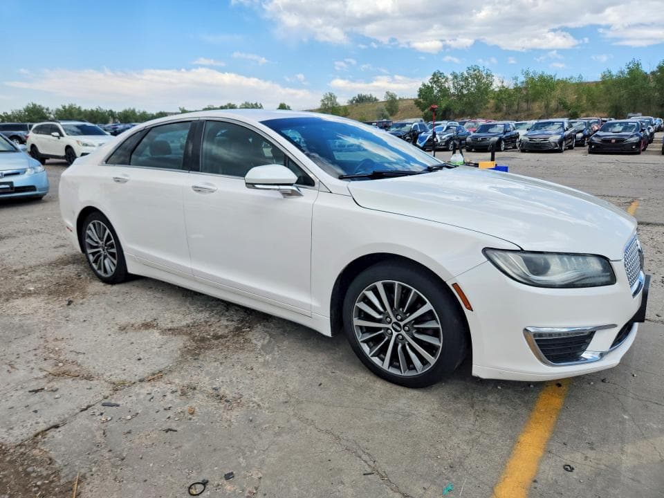 2018 LINCOLN MKZ PREMIERE 4