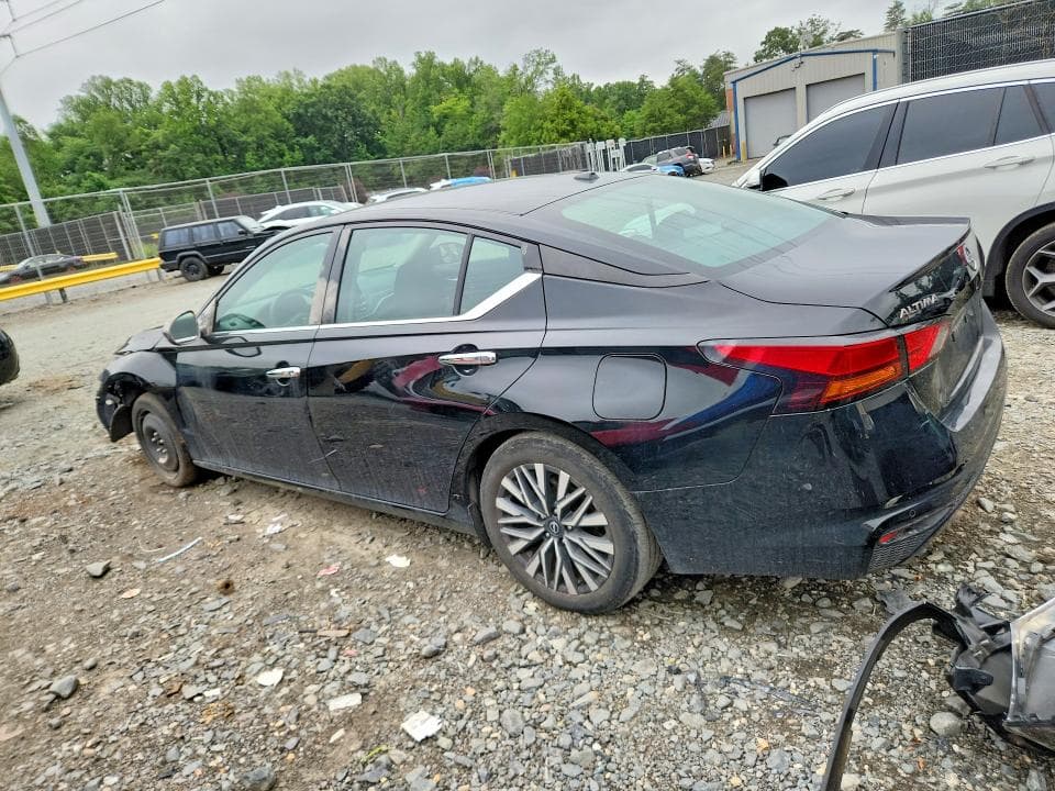 2024 NISSAN ALTIMA SV 2