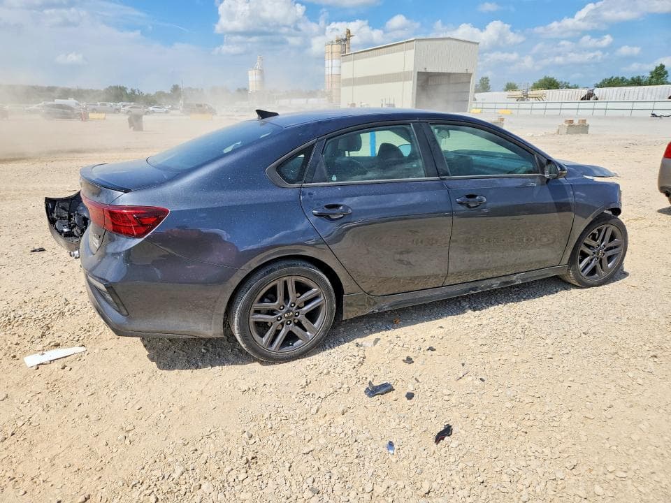 2021 KIA FORTE GT LINE 3