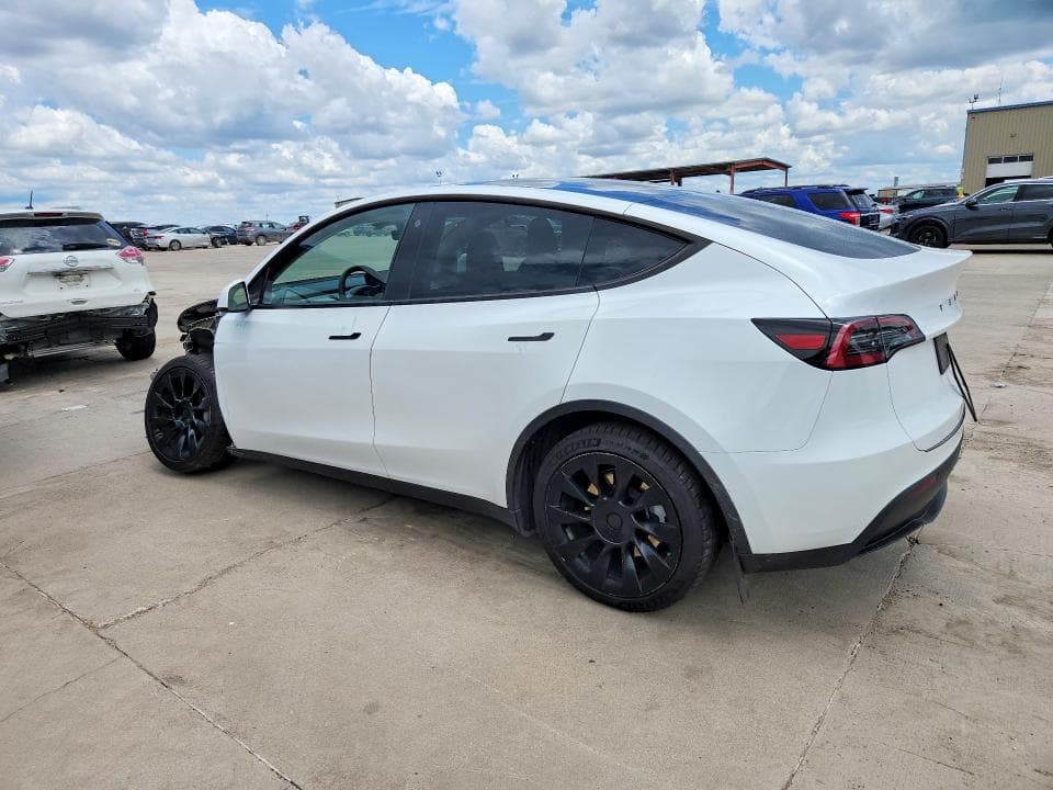 2023 TESLA MODEL Y 2