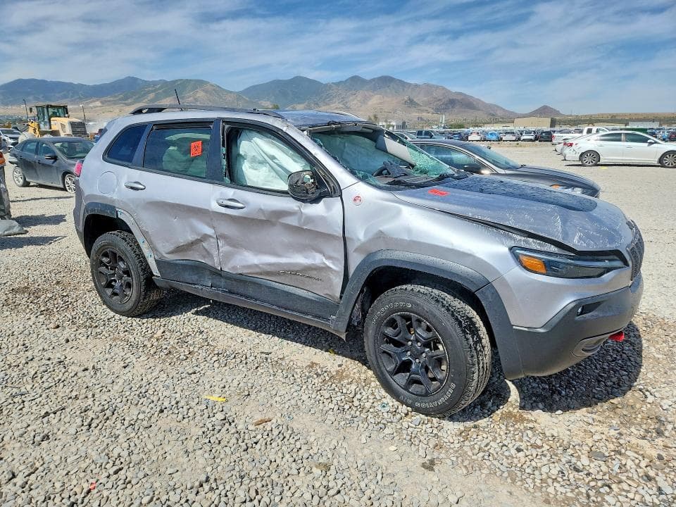 2021 JEEP CHEROKEE TRAILHAWK 4