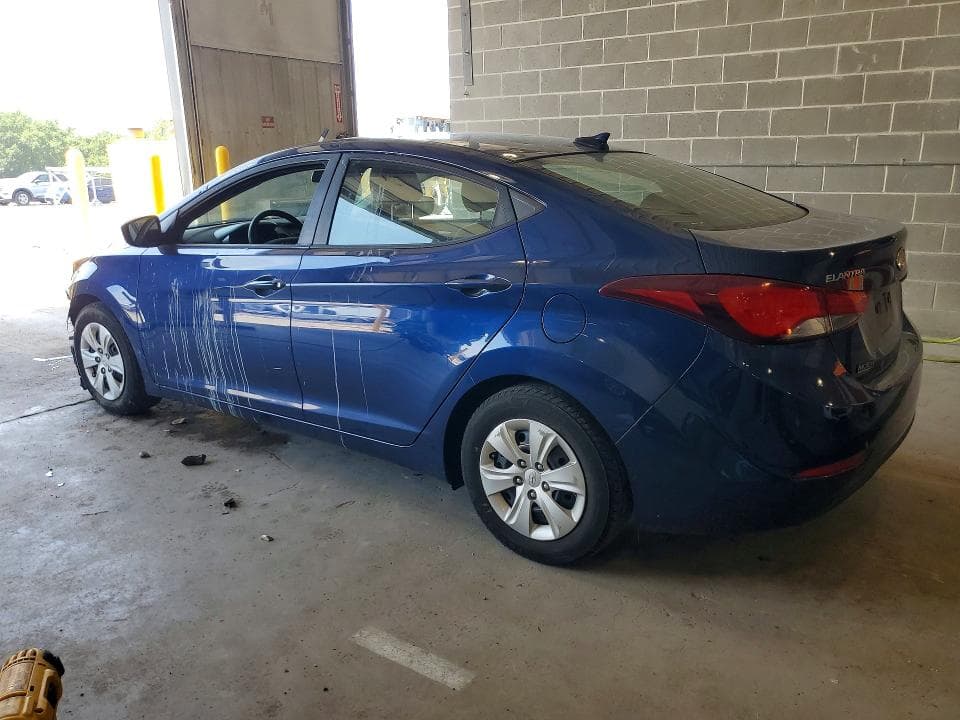 2016 HYUNDAI ELANTRA SE 2