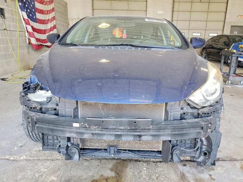 2016 HYUNDAI ELANTRA SE 5