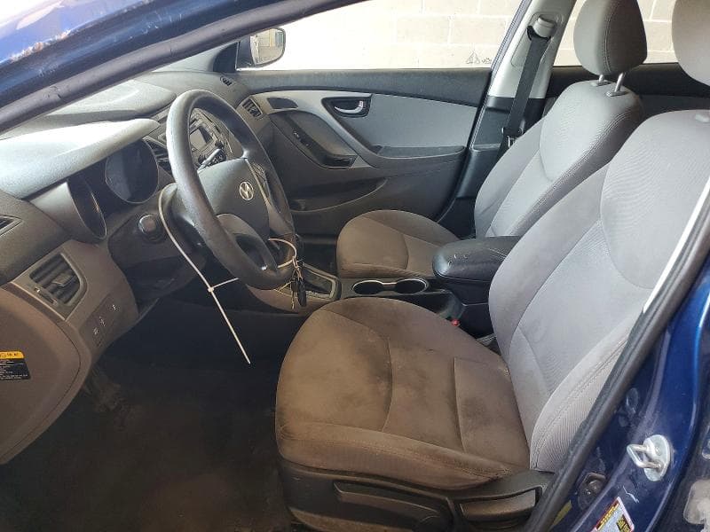 2016 HYUNDAI ELANTRA SE 7
