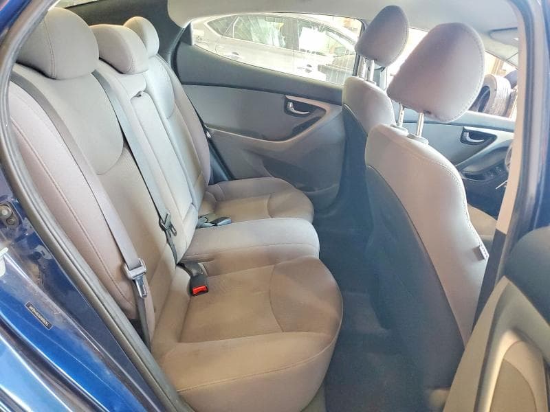 2016 HYUNDAI ELANTRA SE 10