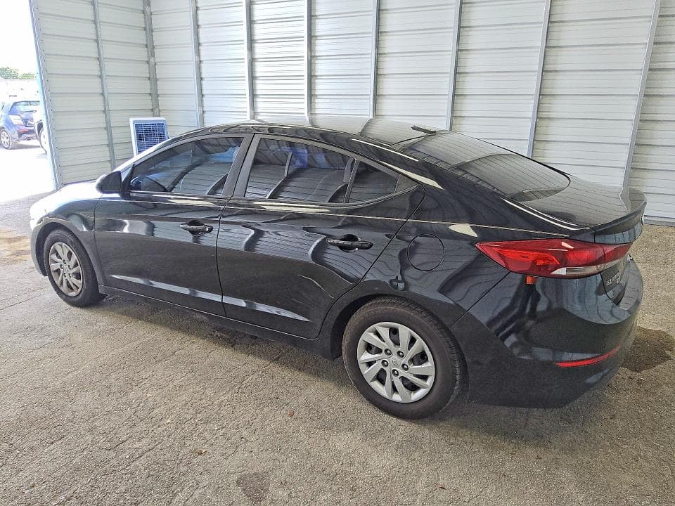 2017 HYUNDAI ELANTRA SE 2