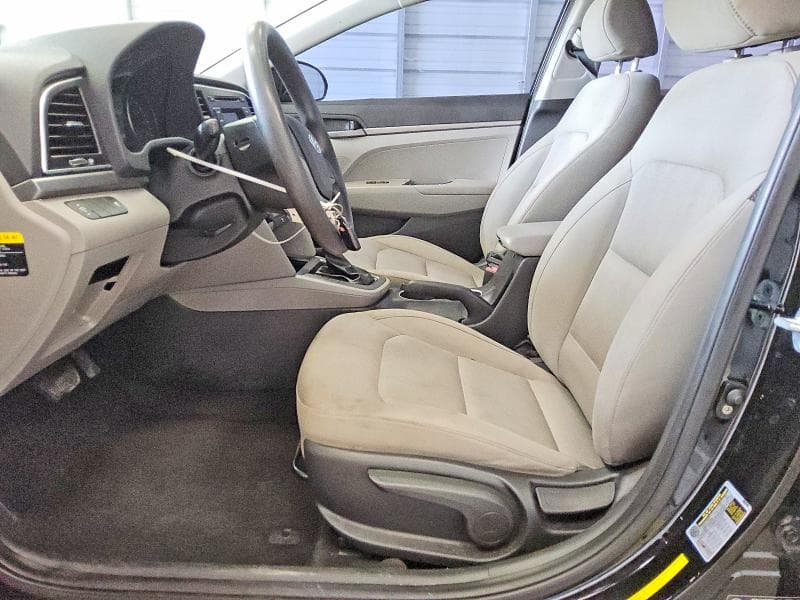 2017 HYUNDAI ELANTRA SE 7
