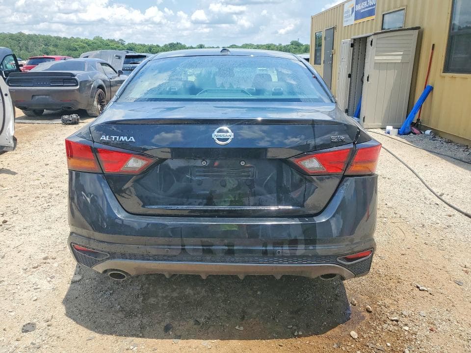 2021 NISSAN ALTIMA SR 6