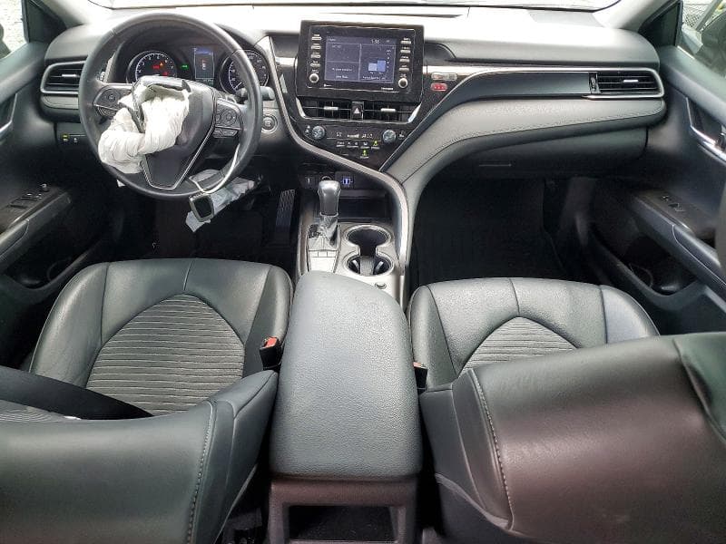 2022 TOYOTA CAMRY SE 8