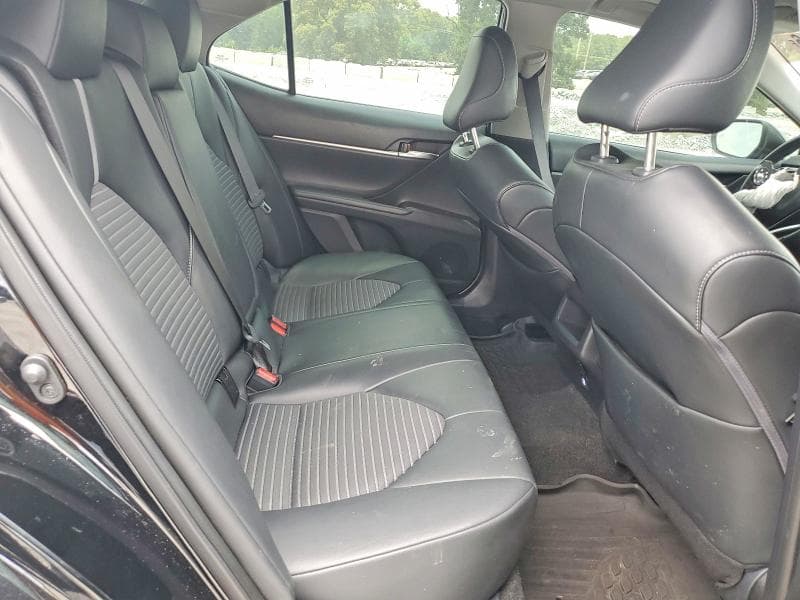 2022 TOYOTA CAMRY SE 10