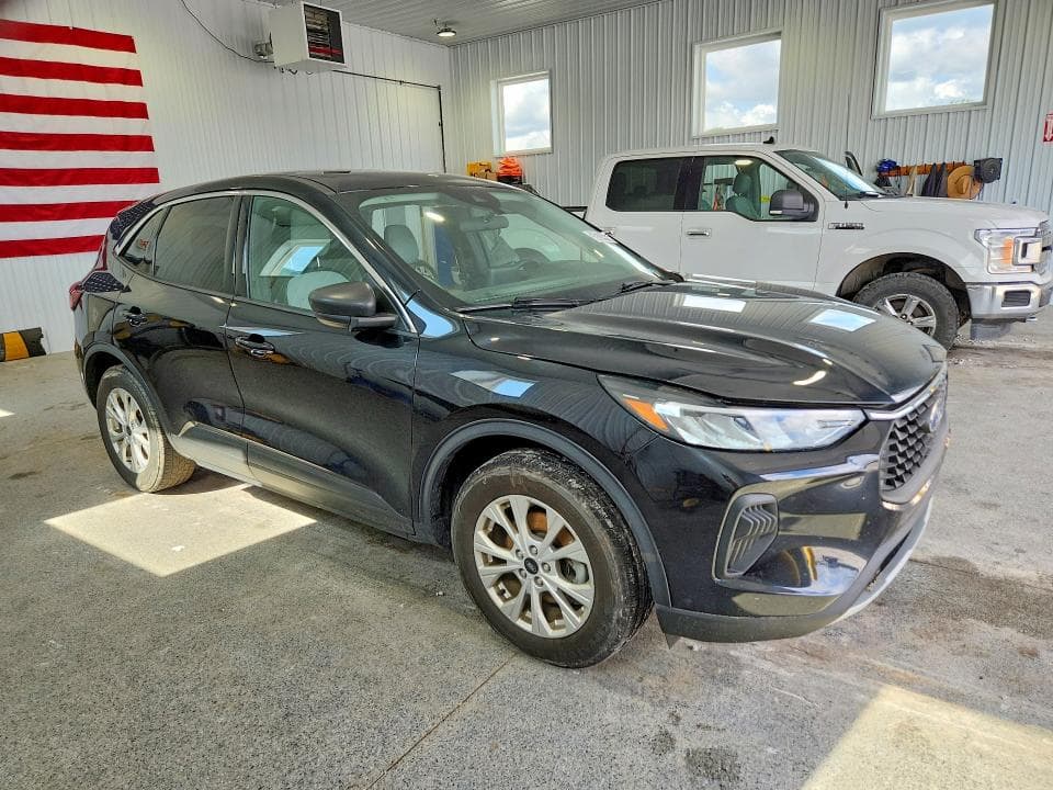 2023 FORD ESCAPE ACTIVE 4