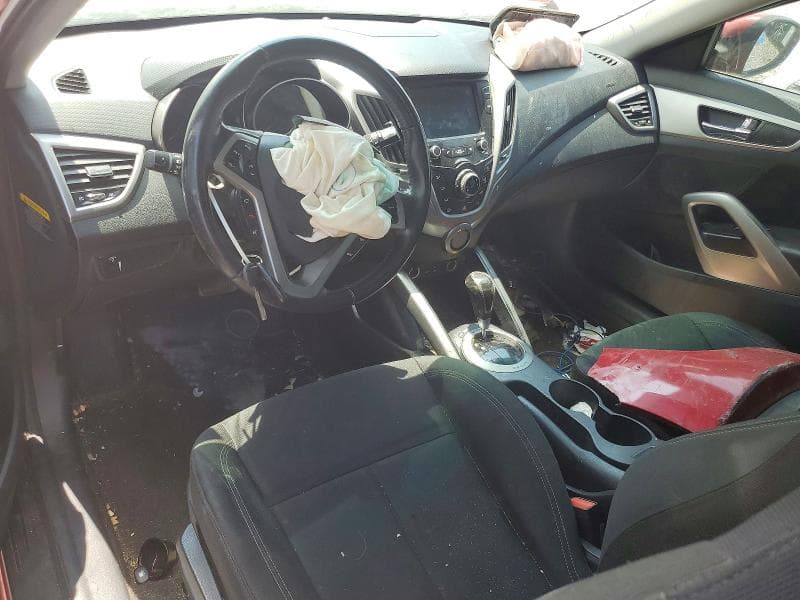 2017 HYUNDAI VELOSTER BASE 8