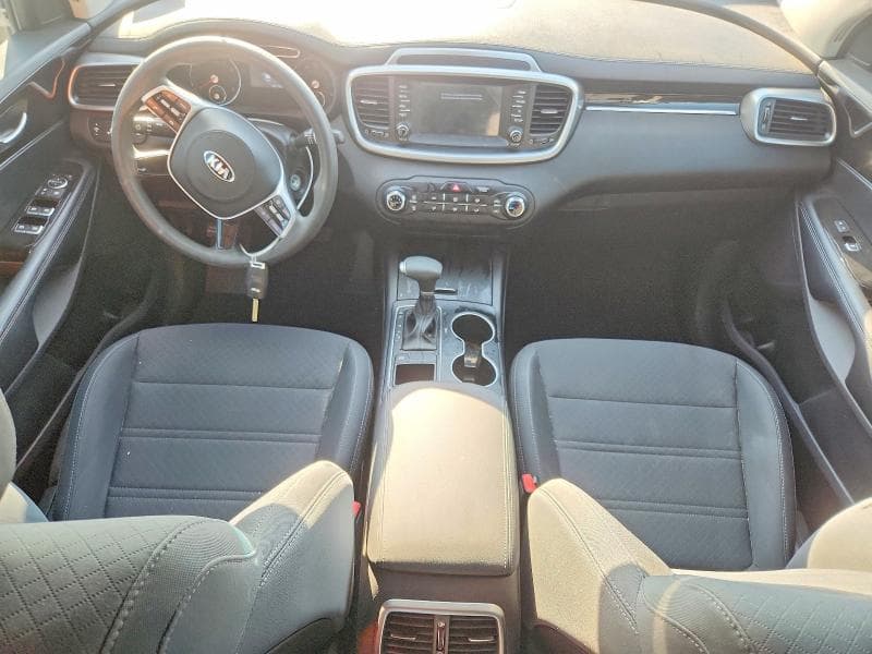 2020 KIA SORENTO LX 8