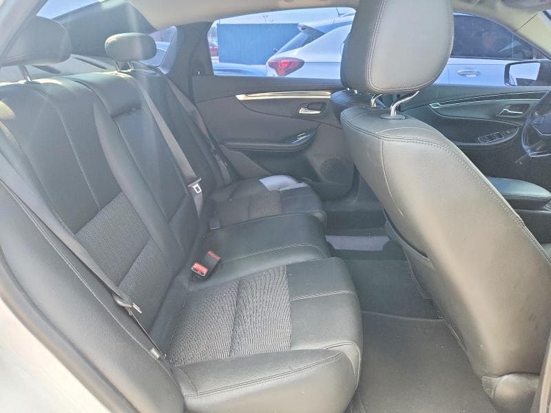 2019 CHEVROLET IMPALA LT 10