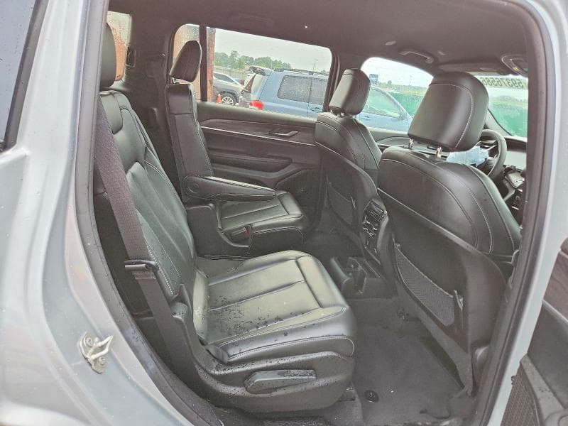 2024 JEEP GRAND CHEROKEE L LIMITED L LIMITED 11