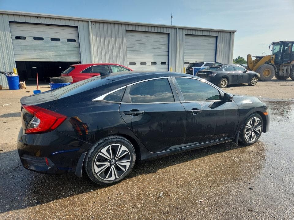2017 HONDA CIVIC EX 3
