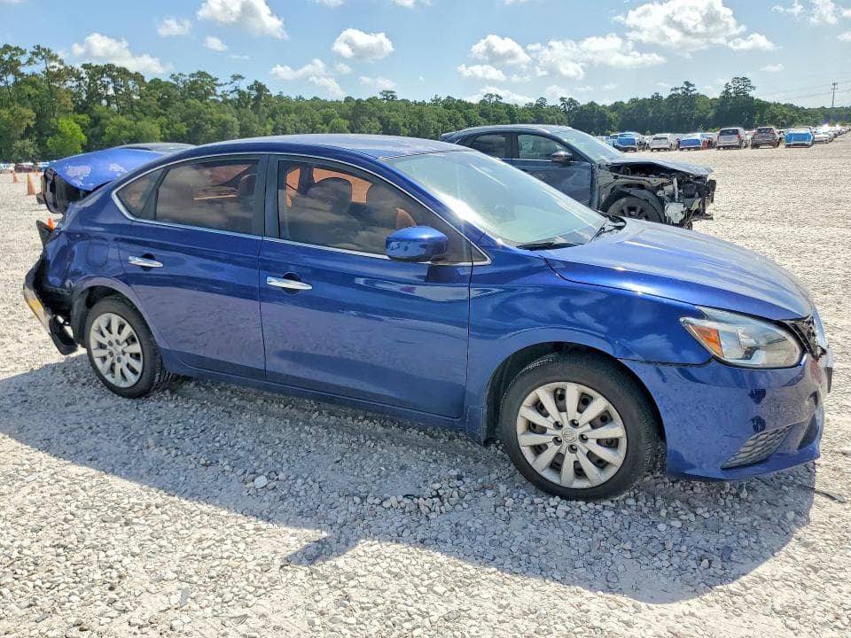 2016 NISSAN SENTRA S 4