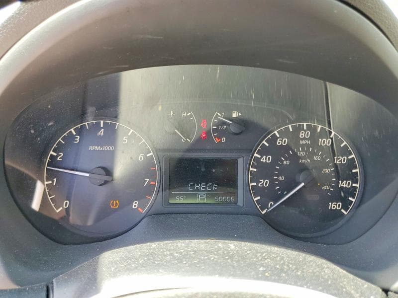 2016 NISSAN SENTRA S 9