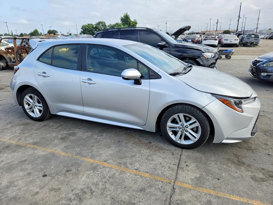 2019 TOYOTA COROLLA HATCHBACK SE SE 4