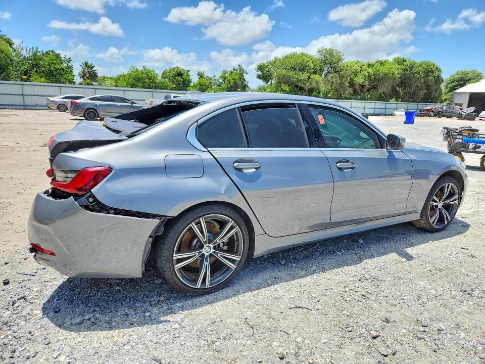 2024 BMW 330I 3