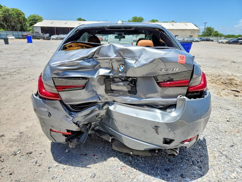 2024 BMW 330I 6