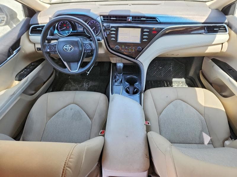 2018 TOYOTA CAMRY LE 8