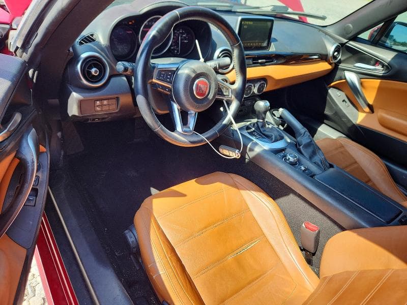 2017 FIAT 124 SPIDER CLASSICA 8