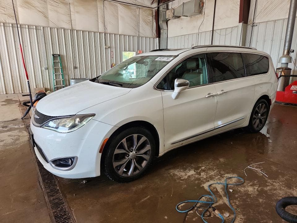 2018 CHRYSLER PACIFICA LIMITED - 1