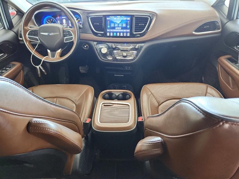 2018 CHRYSLER PACIFICA LIMITED 8