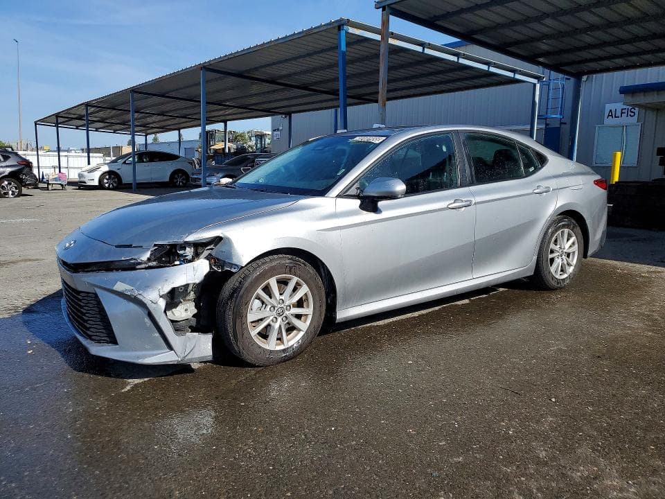 2025 TOYOTA CAMRY LE - 1