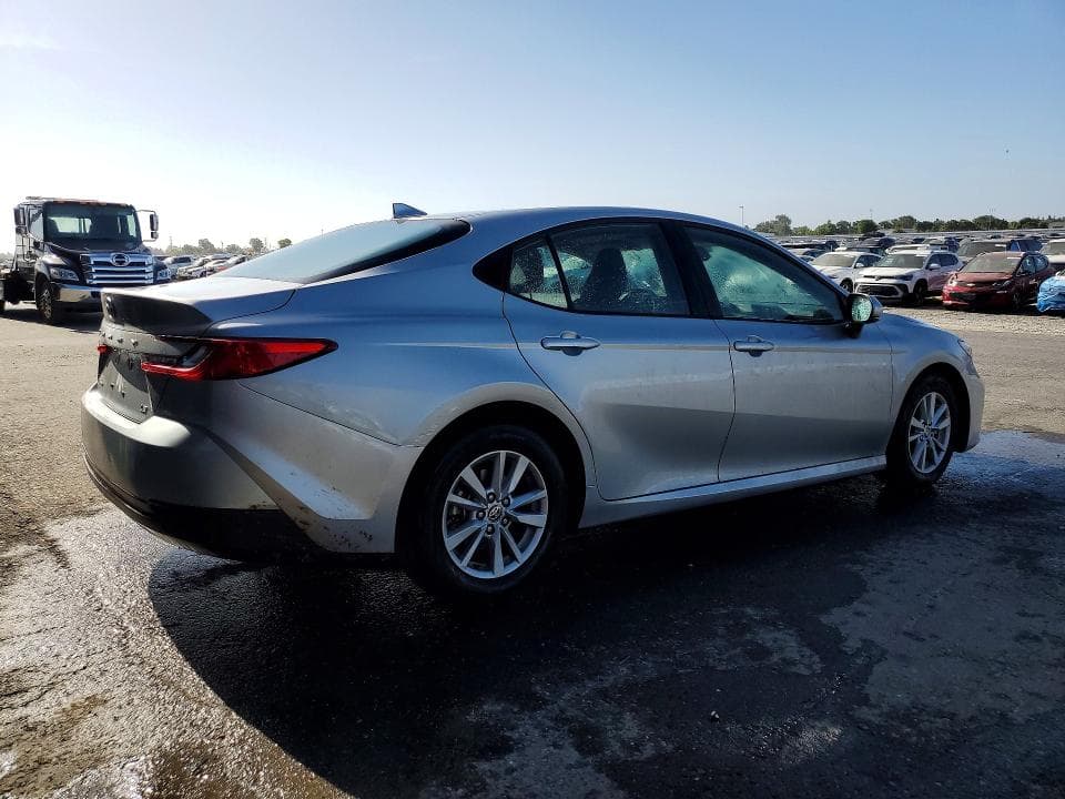2025 TOYOTA CAMRY LE 3