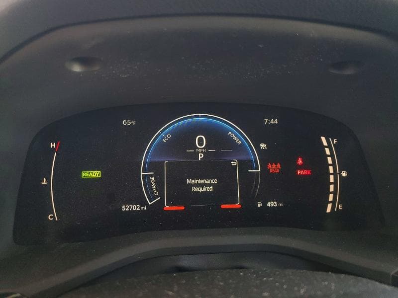 2025 TOYOTA CAMRY LE 9