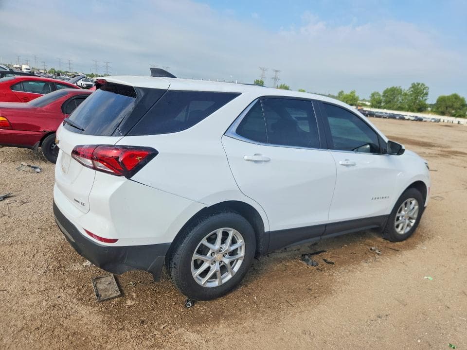 2023 CHEVROLET EQUINOX LT 3