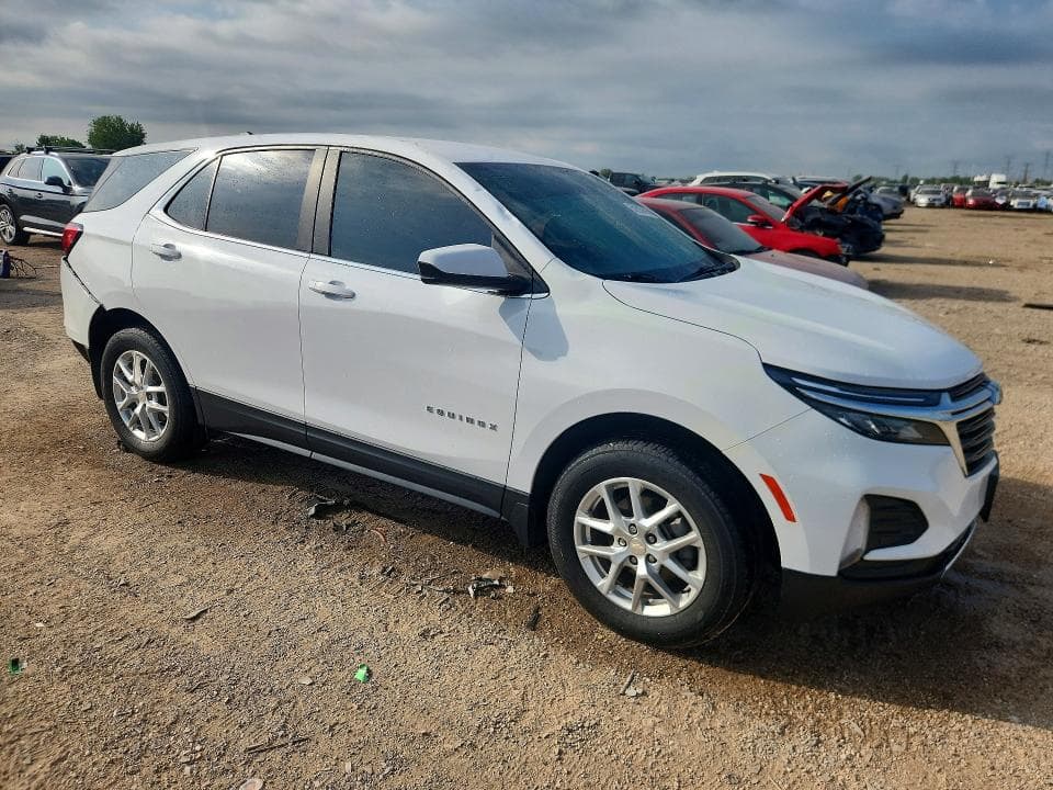 2023 CHEVROLET EQUINOX LT 4