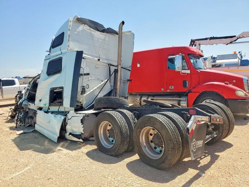 2023 VOLVO VNL SEMI TRUCK 3