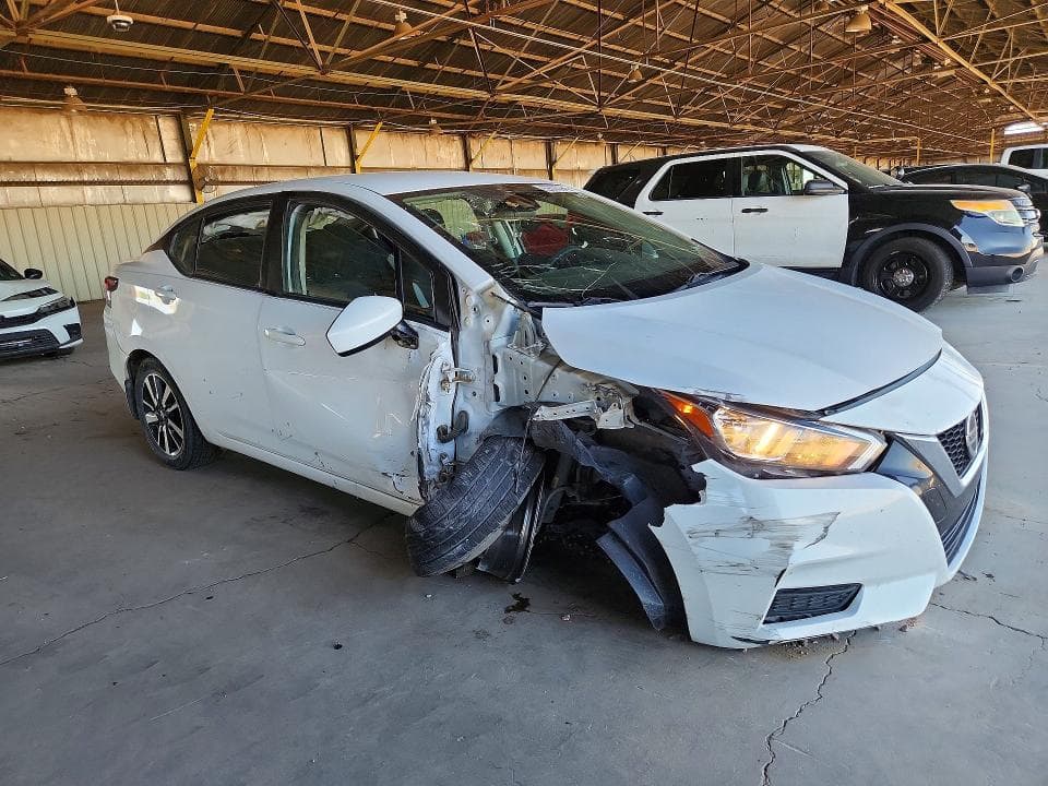 2022 NISSAN VERSA SV 4