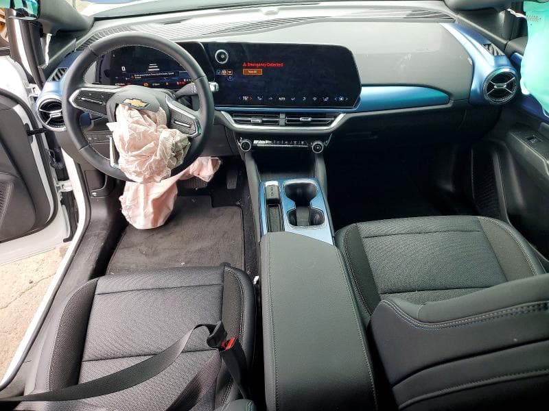 2025 CHEVROLET EQUINOX LT 8