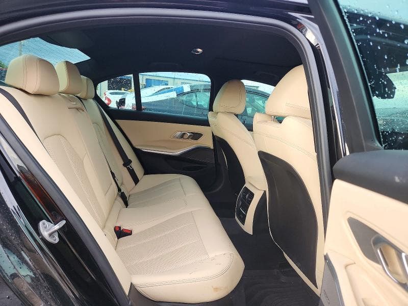2026 BMW 330XI 10