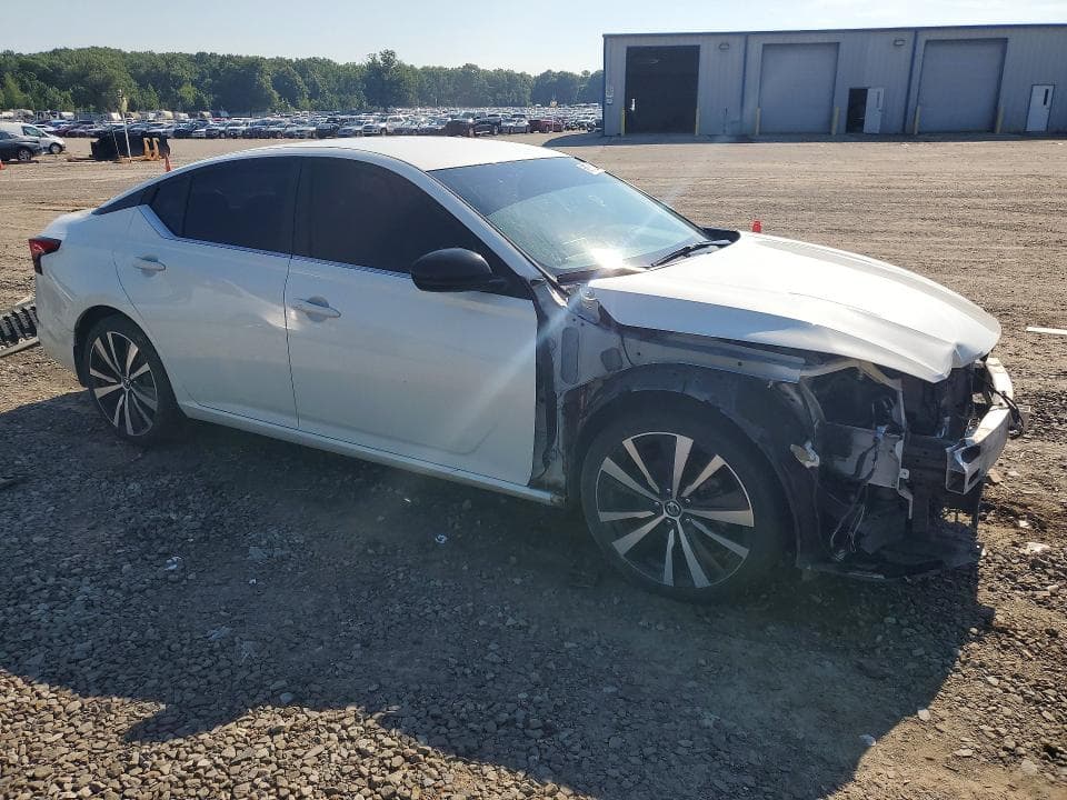 2019 NISSAN ALTIMA SR 4