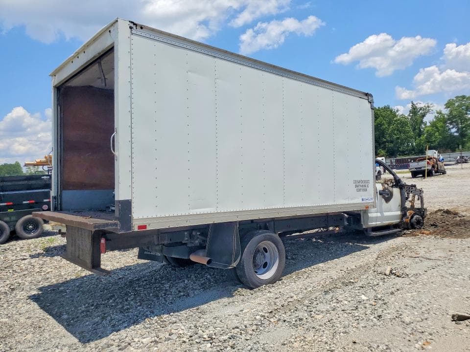 2022 FORD F550 SUPER DUTY BOX TRUCK 3
