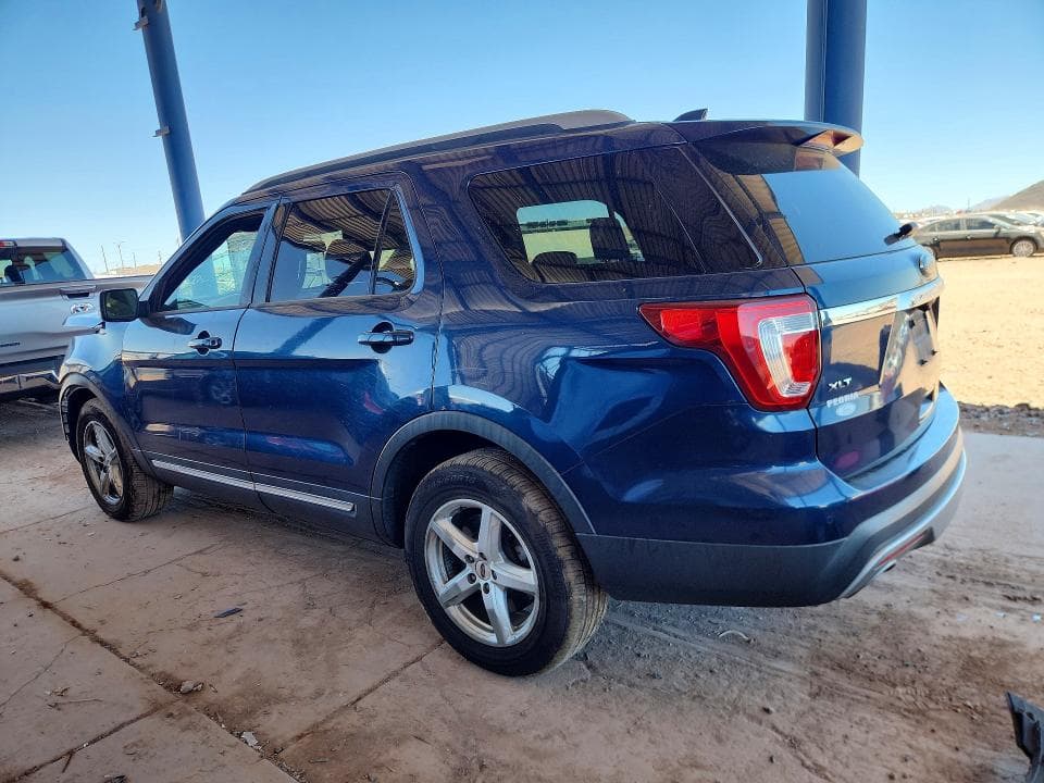 2017 FORD EXPLORER XLT 2