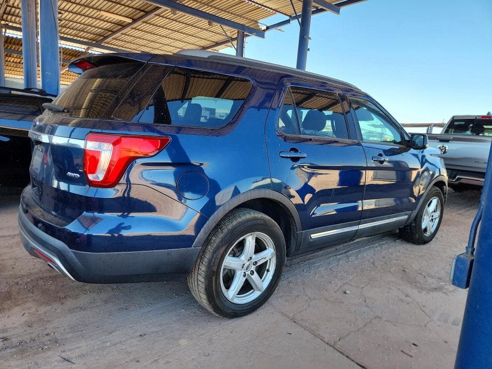 2017 FORD EXPLORER XLT 3