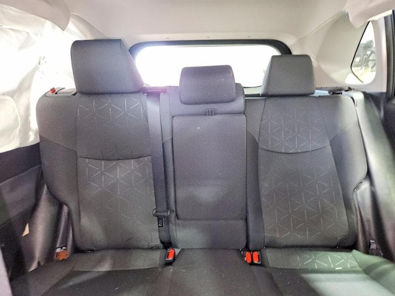 2024 TOYOTA RAV4 XLE 10