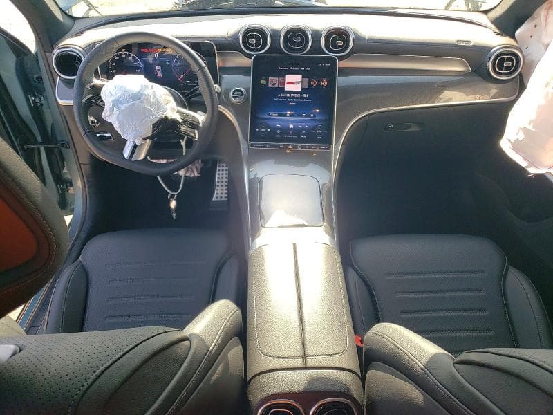 2026 MERCEDES-BENZ GLC 300 4MATIC 8
