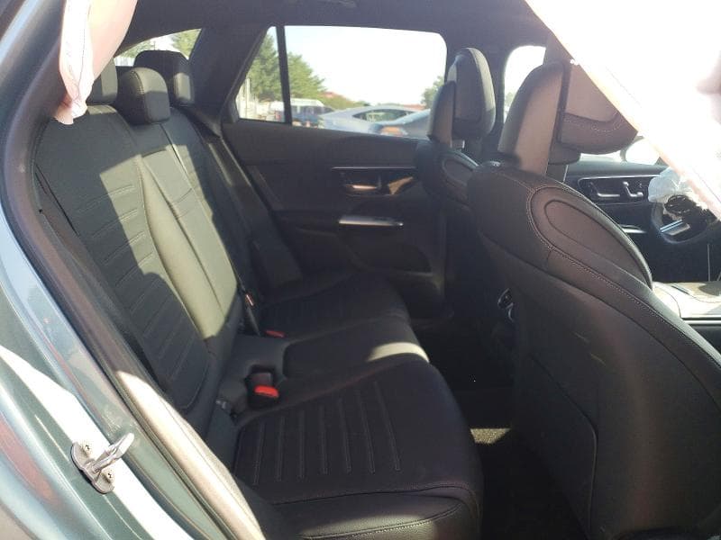 2026 MERCEDES-BENZ GLC 300 4MATIC 10