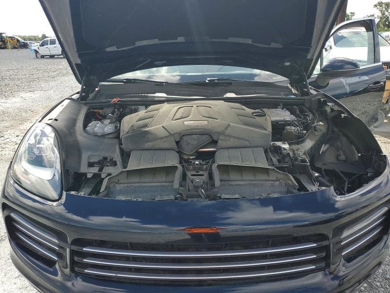 2019 PORSCHE CAYENNE 12