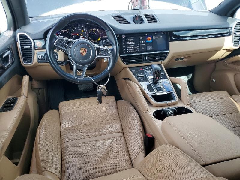 2019 PORSCHE CAYENNE 8