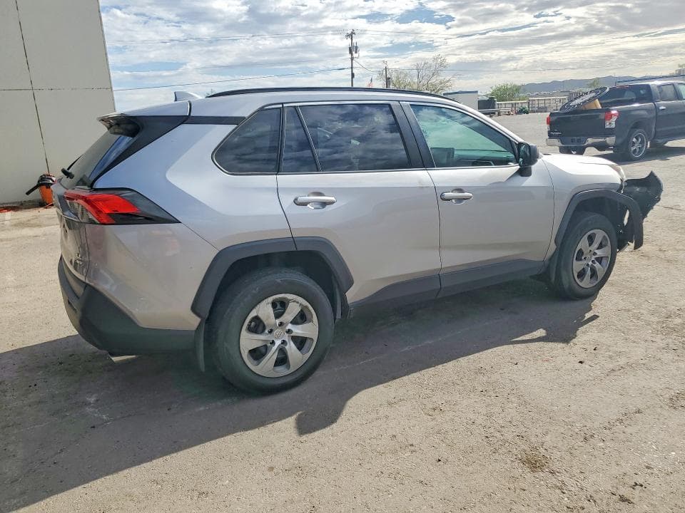 2020 TOYOTA RAV4 LE 3